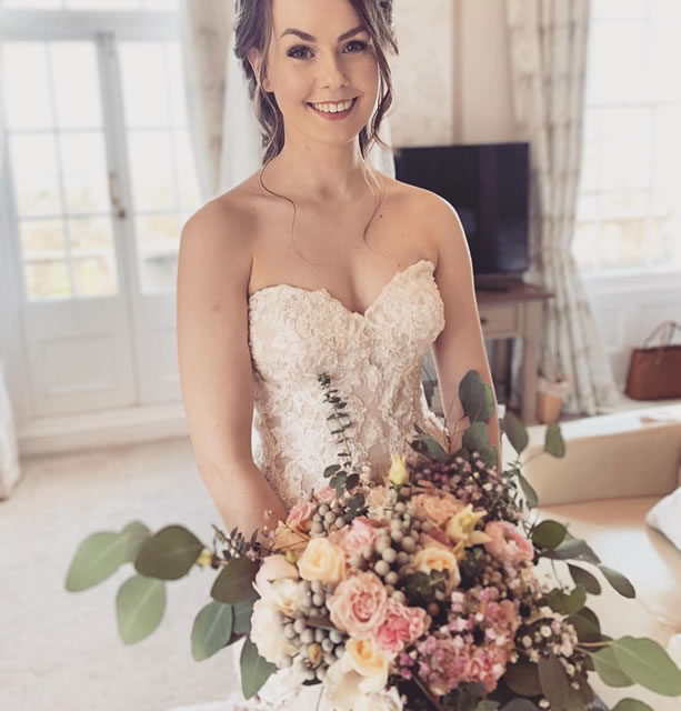 Flowers for a typical wedding come in at £1,000 - they are stunning